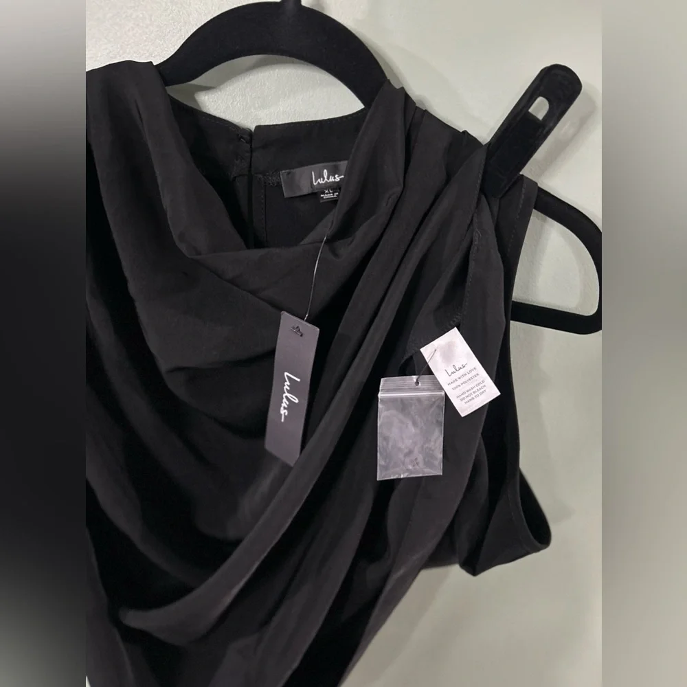 Lulus Button back top - Picture 2 of 3